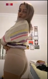 Sinem sexy vücudunu sergiliyor soyunma fantazisi olanlar
